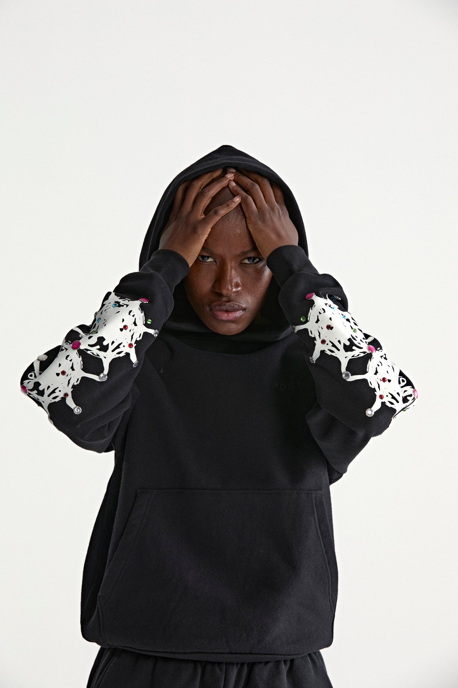 STONE HOODIE