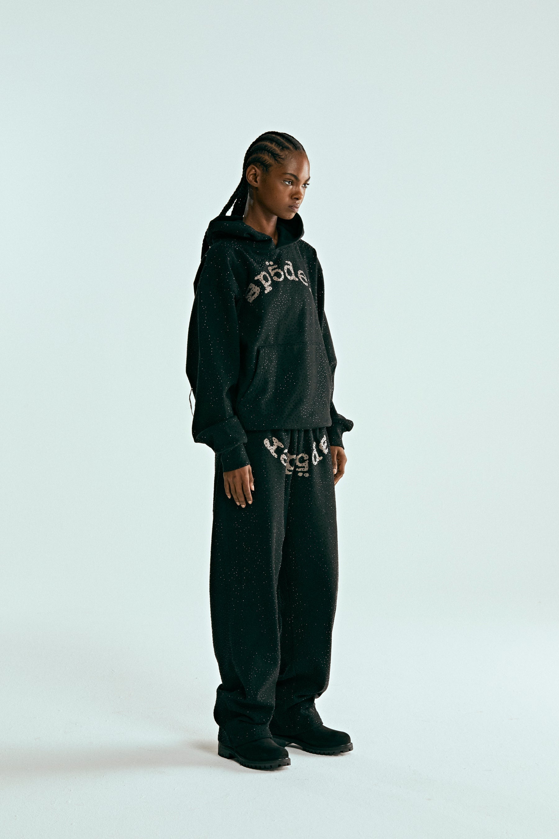 VVS HOODIE