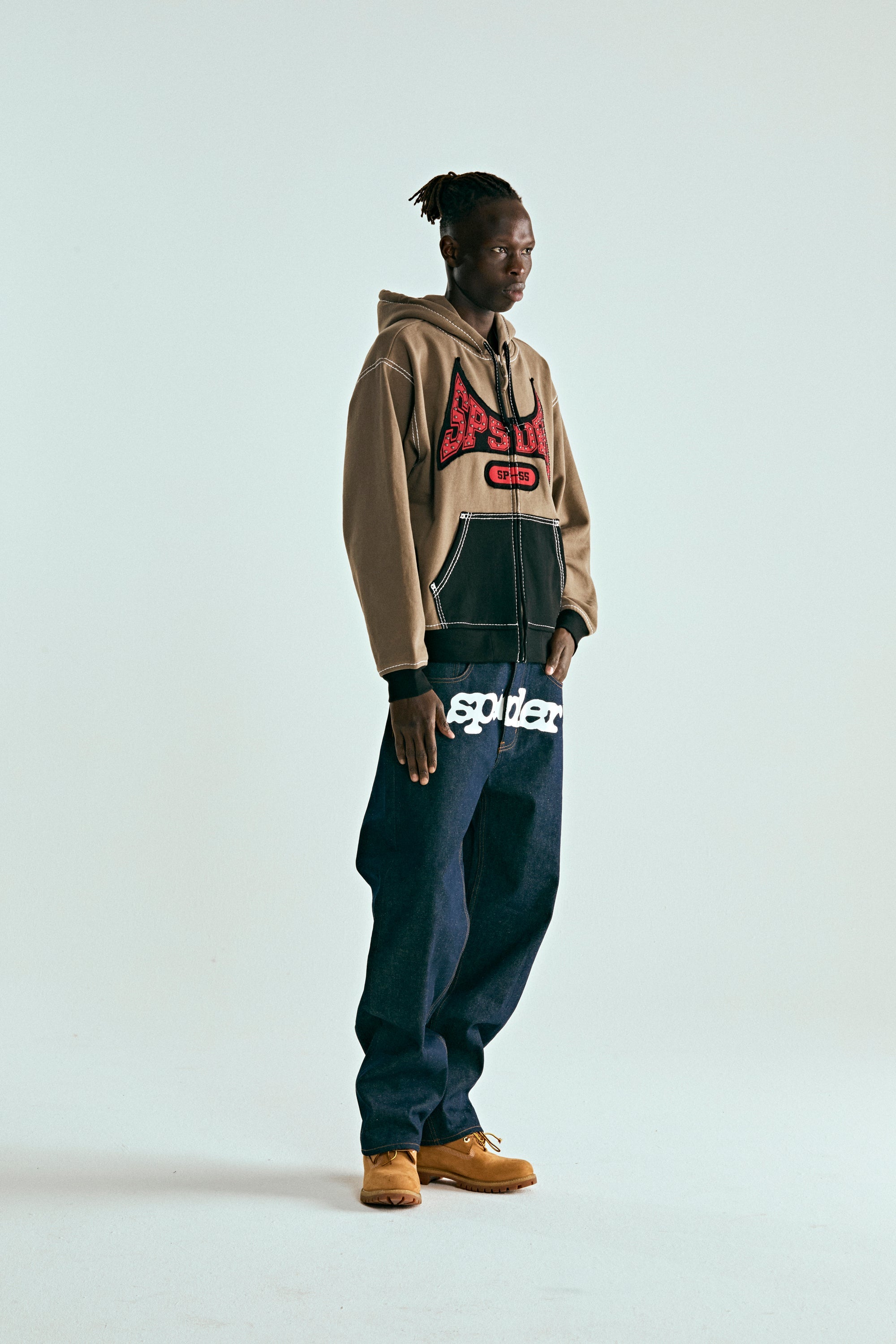 T&F ZIP HOODIE