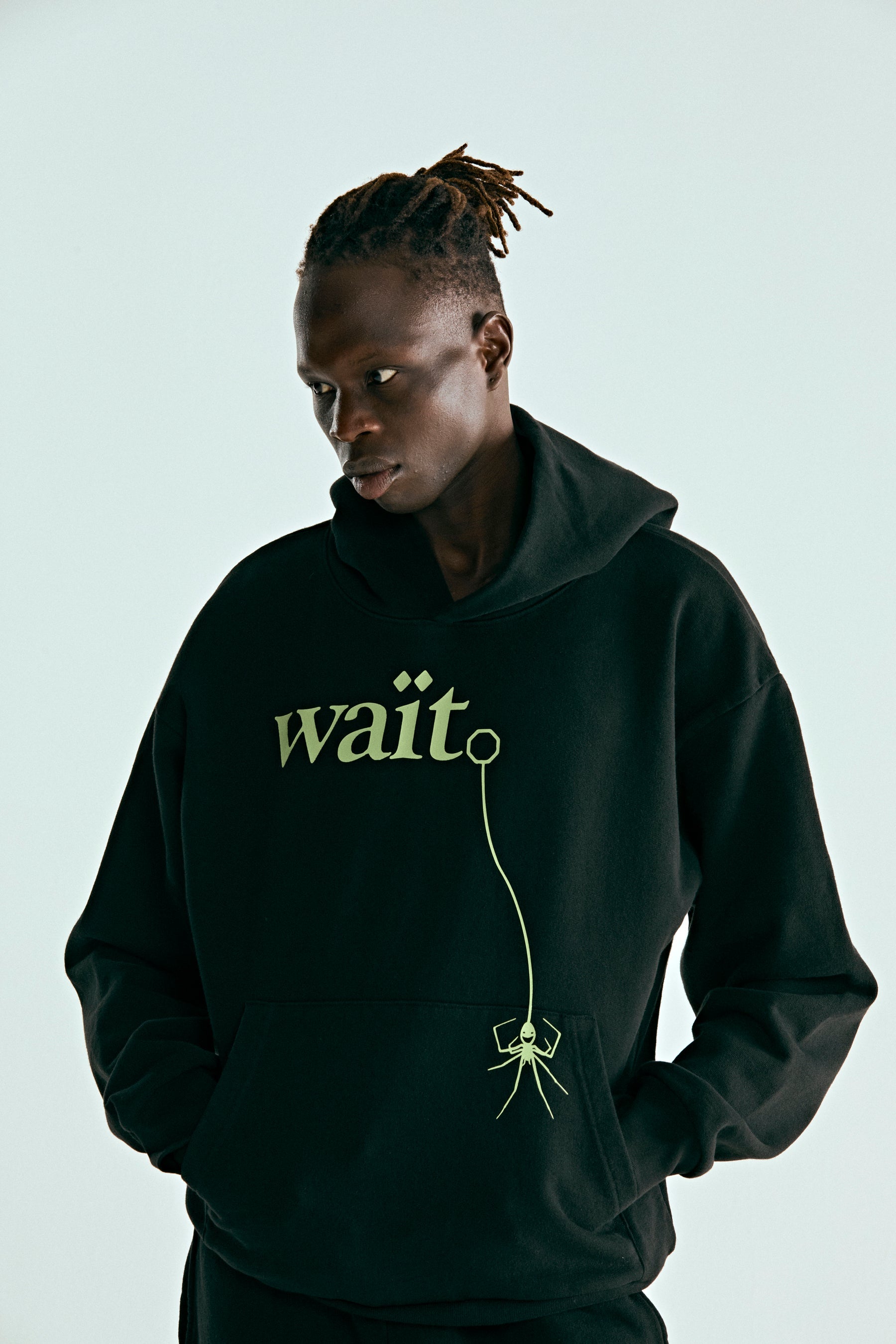 WAIT HOODIE